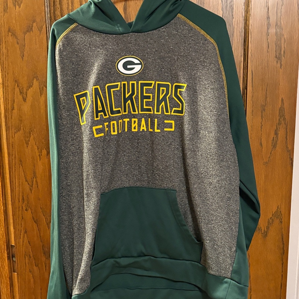 Fanatics Gray and Green Packers Football Hoodie